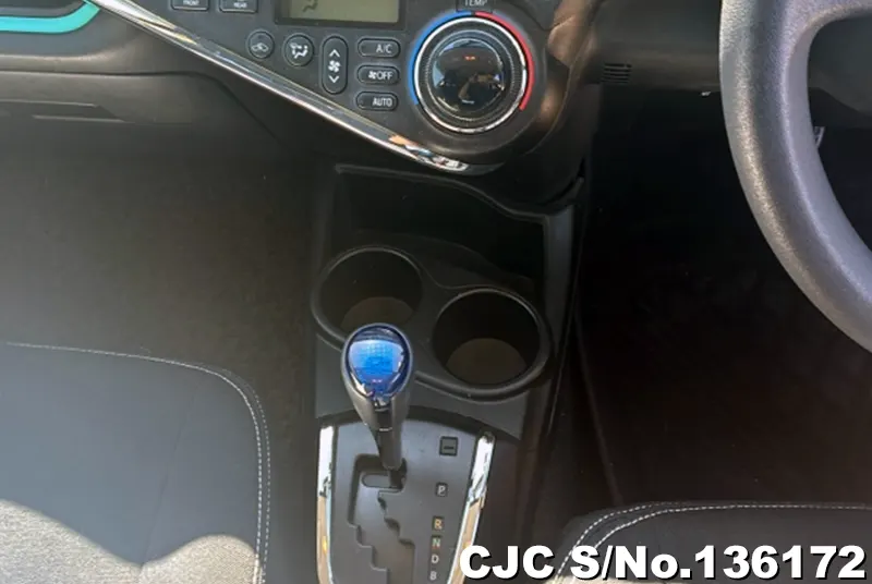 2012 Toyota / Aqua Stock No. 136172