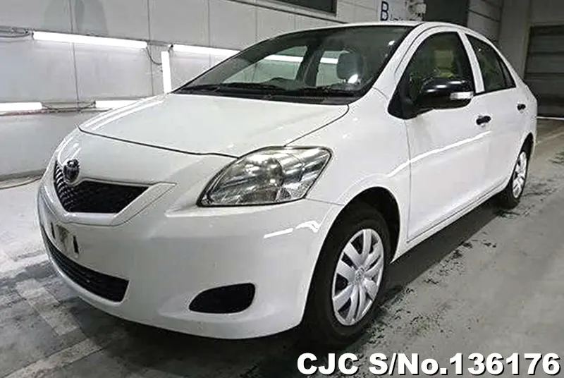2012 Toyota / Belta Stock No. 136176