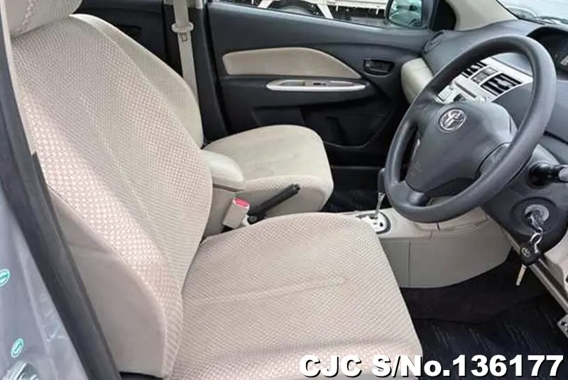 2008 Toyota / Belta Stock No. 136177