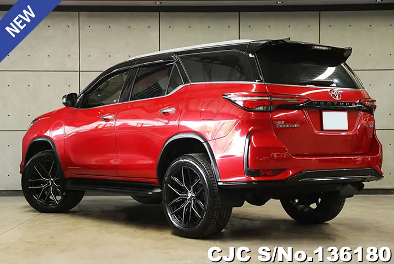 2021 Toyota / Fortuner Stock No. 136180