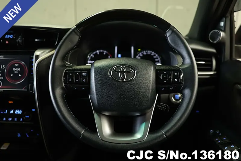 2021 Toyota / Fortuner Stock No. 136180