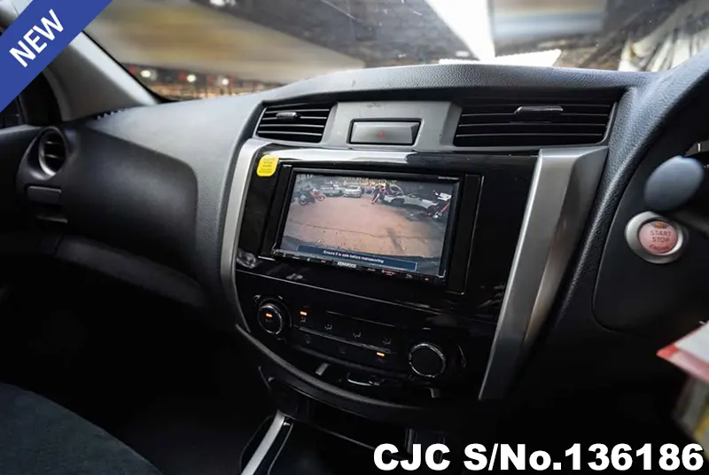 2017 Nissan / Navara Stock No. 136186