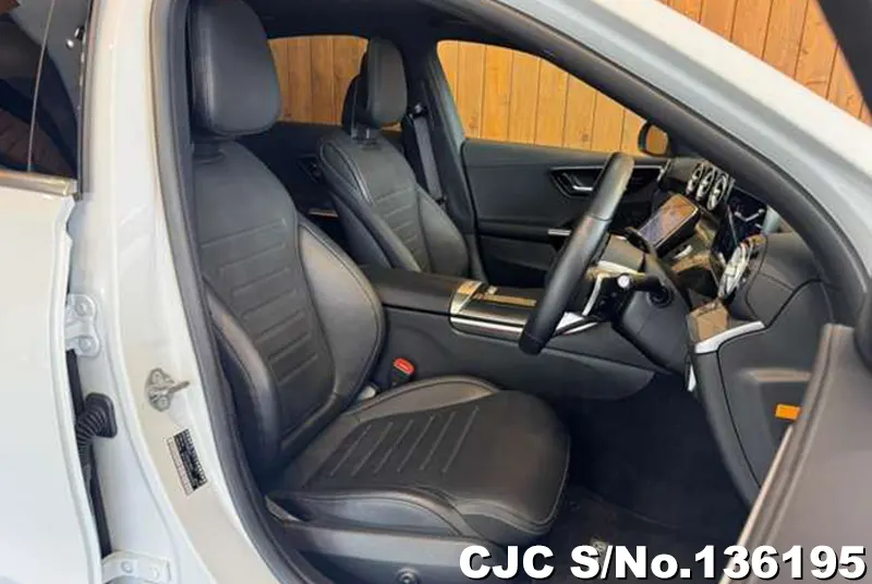 2022 Mercedes Benz / C Class Stock No. 136195