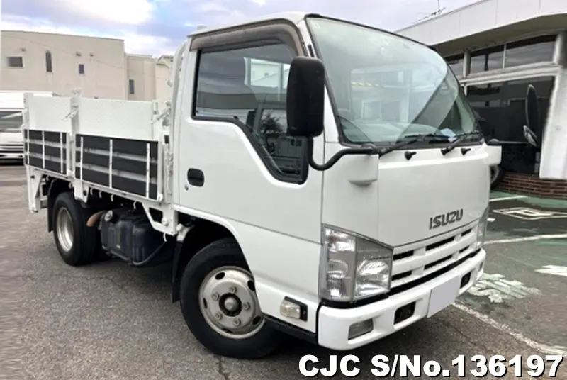 2010 Isuzu / Elf Stock No. 136197