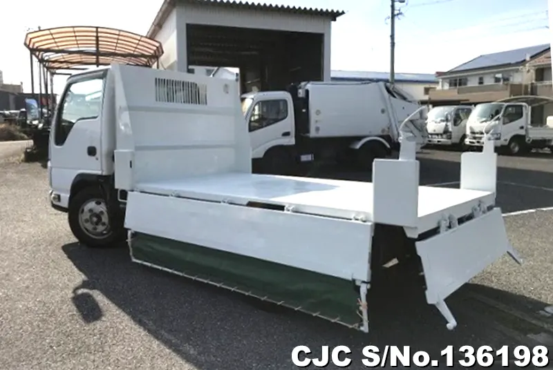 2012 Isuzu / Elf Stock No. 136198
