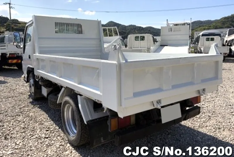 2010 Isuzu / Elf Stock No. 136200