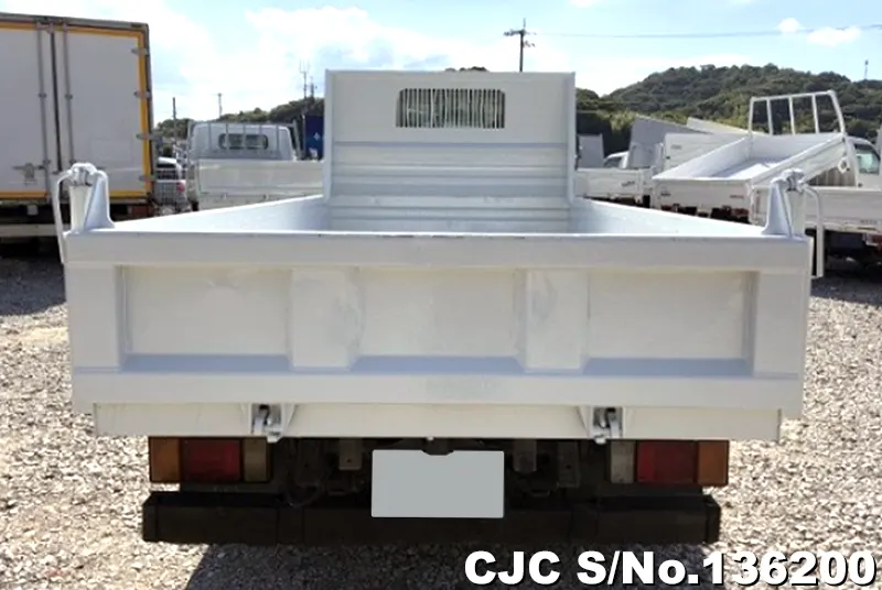 2010 Isuzu / Elf Stock No. 136200