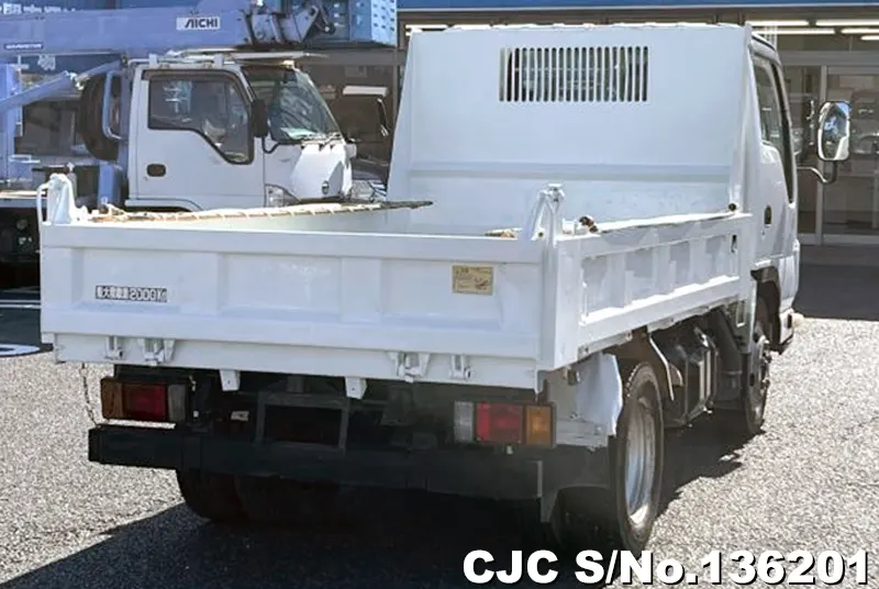 2012 Isuzu / Elf Stock No. 136201