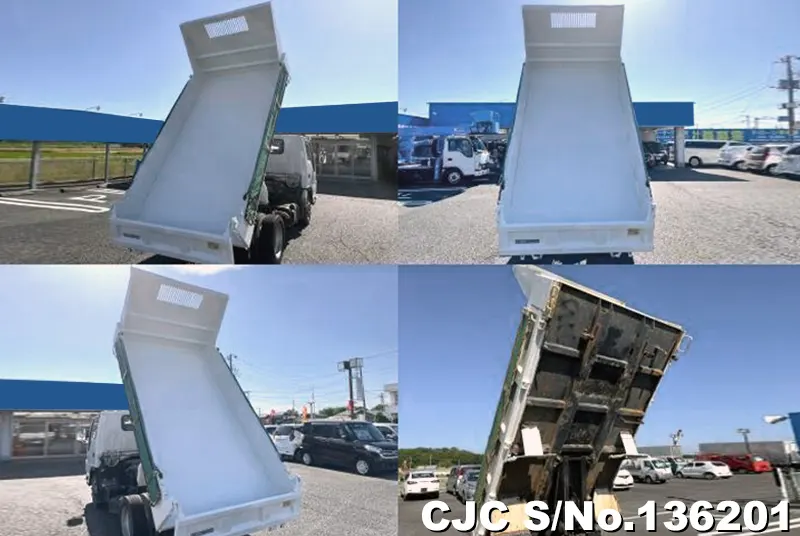2012 Isuzu / Elf Stock No. 136201