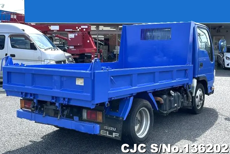 2014 Isuzu / Elf Stock No. 136202