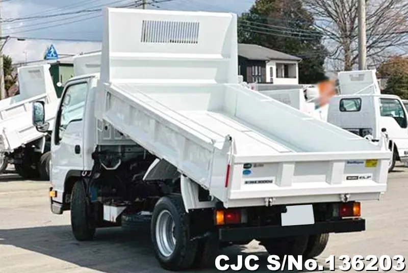 2012 Isuzu / Elf Stock No. 136203