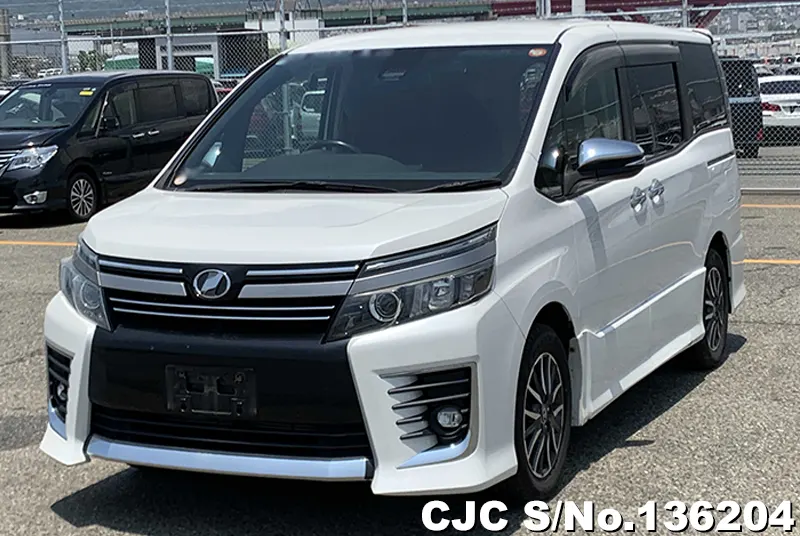 2016 Toyota / Voxy Stock No. 136204