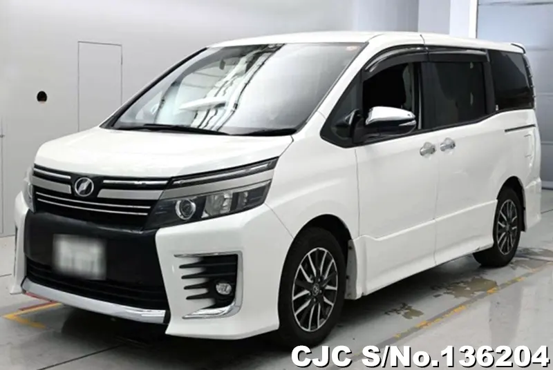 2016 Toyota / Voxy Stock No. 136204