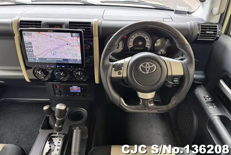 2018 Toyota / FJ Cruiser Stock No. 136208