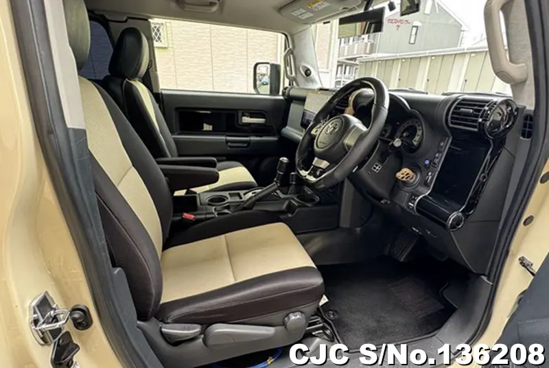 2018 Toyota / FJ Cruiser Stock No. 136208