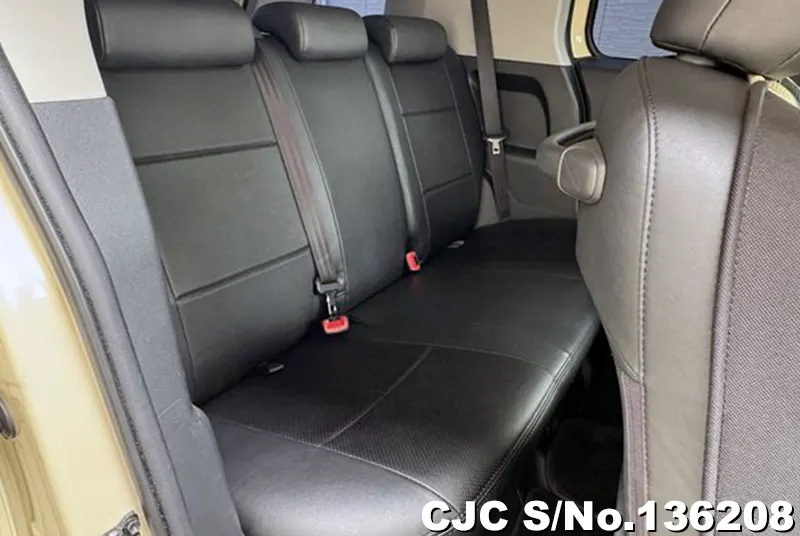 2018 Toyota / FJ Cruiser Stock No. 136208