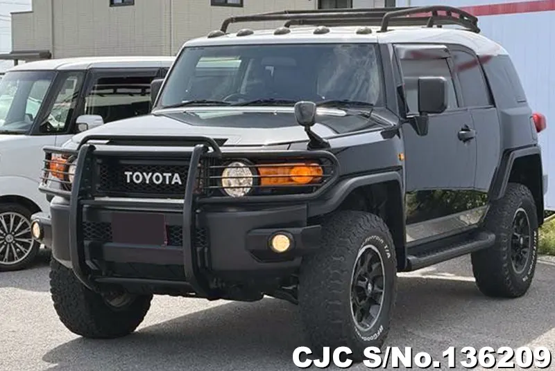 2017 Toyota / FJ Cruiser Stock No. 136209