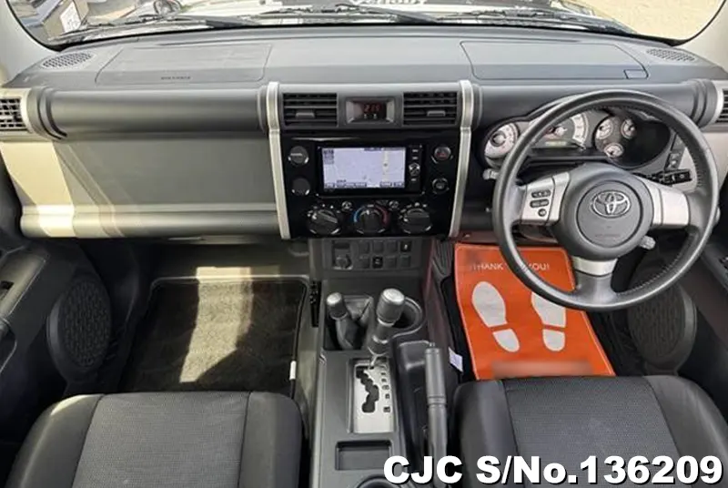 2017 Toyota / FJ Cruiser Stock No. 136209