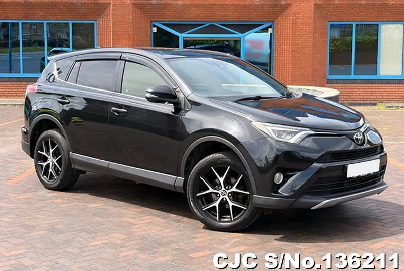 2017 Toyota / Rav4 Stock No. 136211