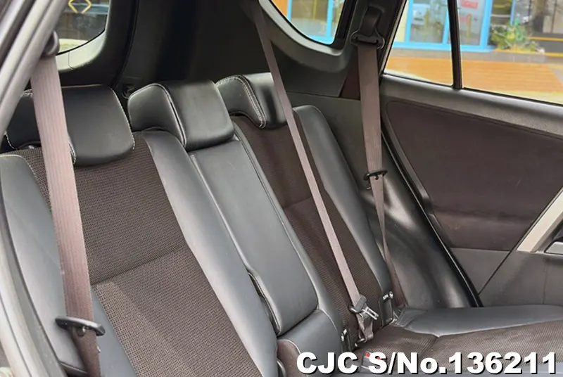 2017 Toyota / Rav4 Stock No. 136211
