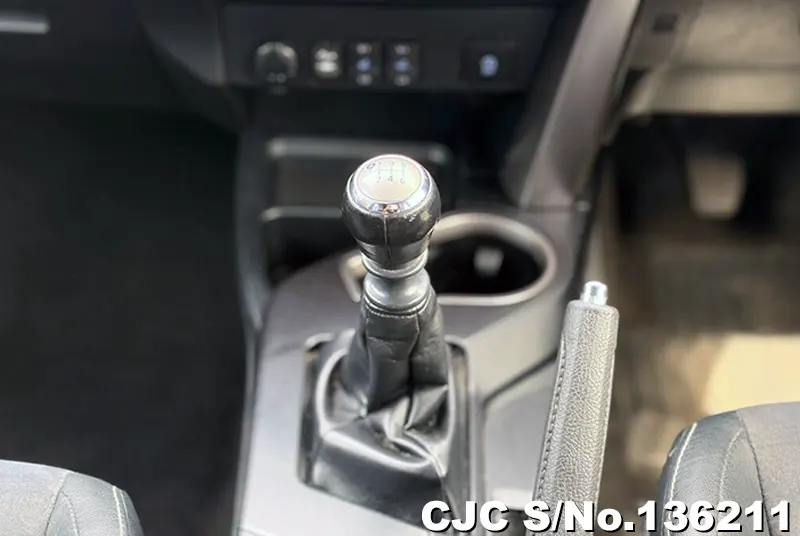 2017 Toyota / Rav4 Stock No. 136211