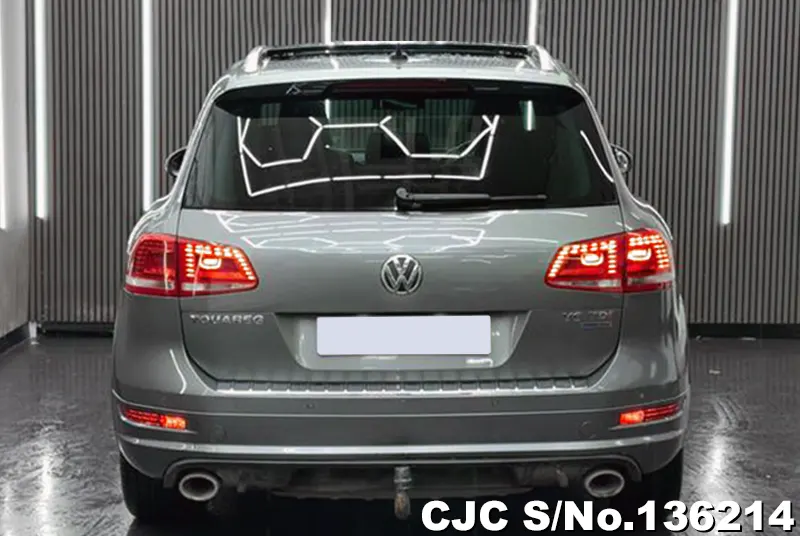 2014 Volkswagen / Touareg Stock No. 136214