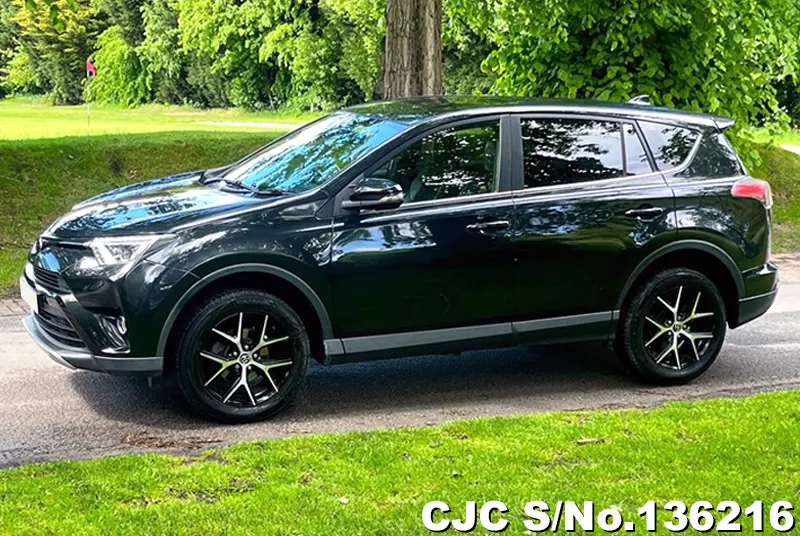 2017 Toyota / Rav4 Stock No. 136216