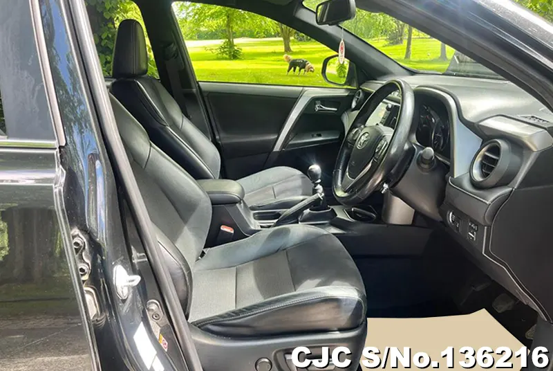 2017 Toyota / Rav4 Stock No. 136216