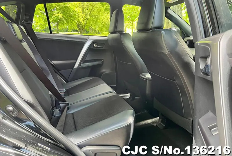 2017 Toyota / Rav4 Stock No. 136216