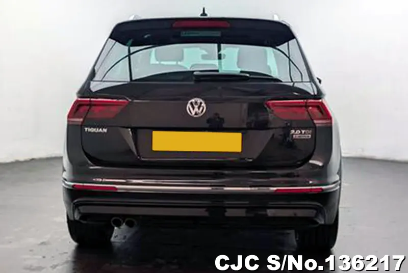 2017 Volkswagen / Tiguan Stock No. 136217