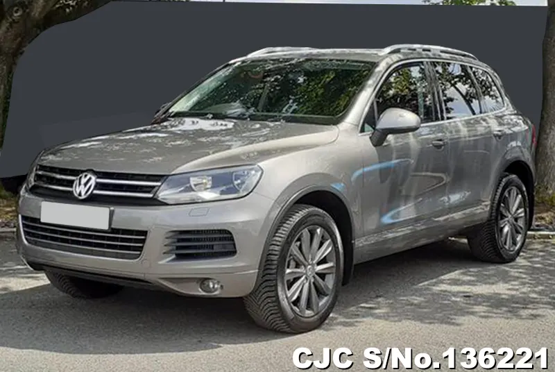 2013 Volkswagen / Touareg Stock No. 136221