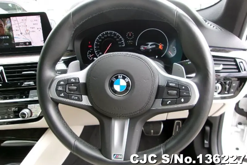 2019 BMW / 5 Series Stock No. 136227