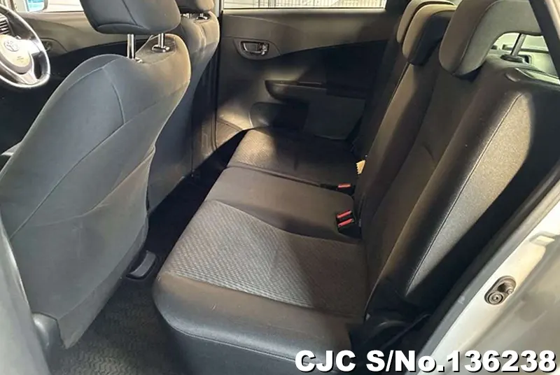 2013 Toyota / Ractis Stock No. 136238