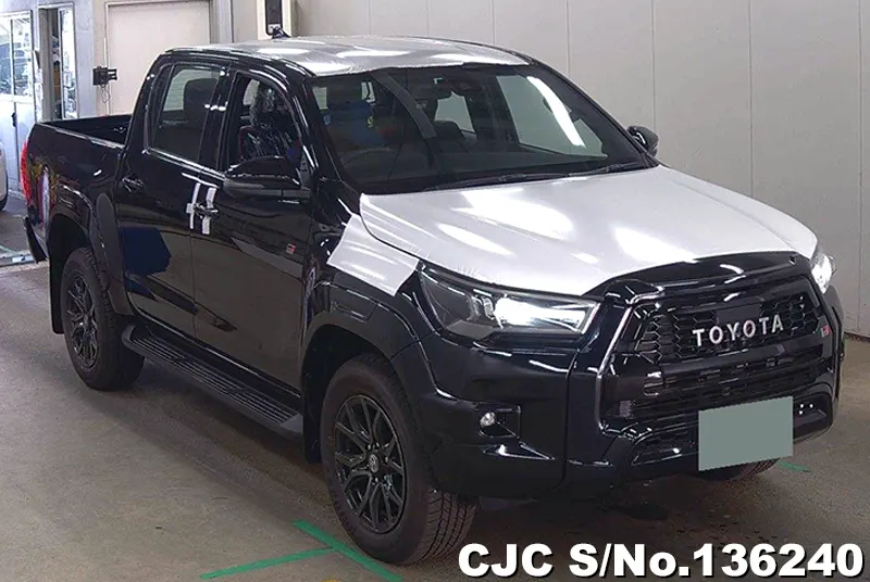 2024 Toyota / Hilux Stock No. 136240