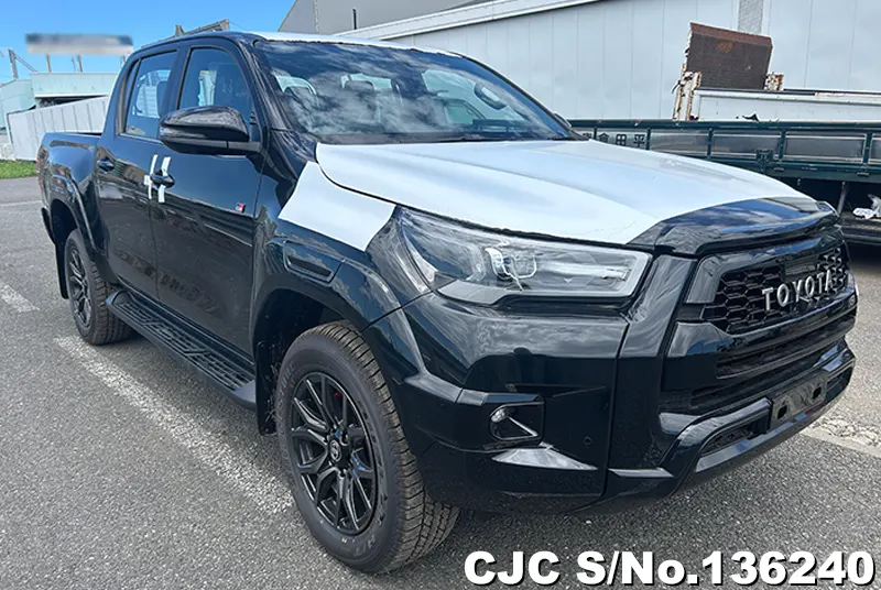 2024 Toyota / Hilux Stock No. 136240