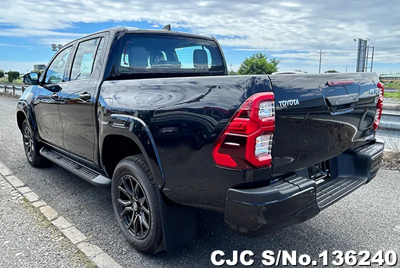 2024 Toyota / Hilux Stock No. 136240