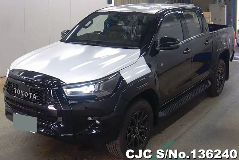 2024 Toyota / Hilux Stock No. 136240