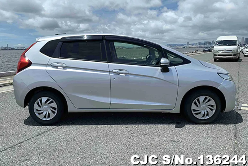 2016 Honda / Fit Stock No. 136244