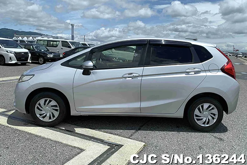 2016 Honda / Fit Stock No. 136244