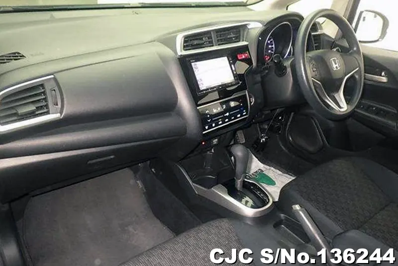 2016 Honda / Fit Stock No. 136244