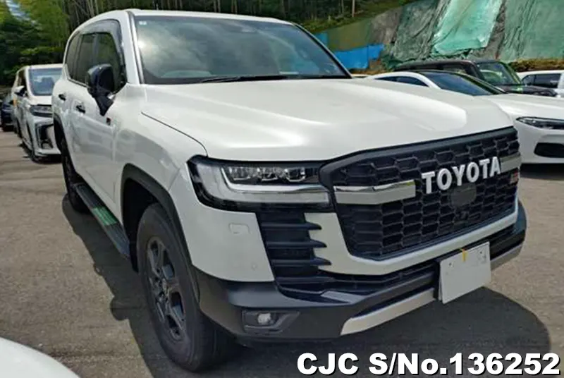 2025 Toyota / Land Cruiser Stock No. 136252