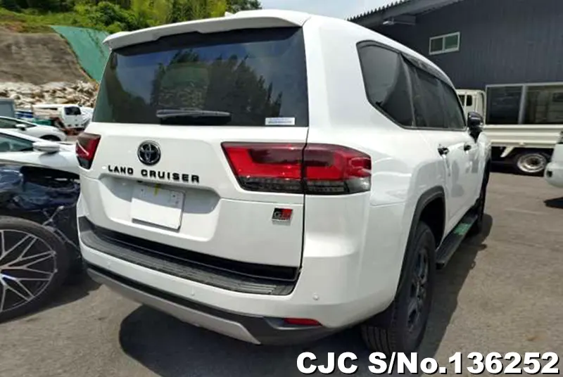 2025 Toyota / Land Cruiser Stock No. 136252
