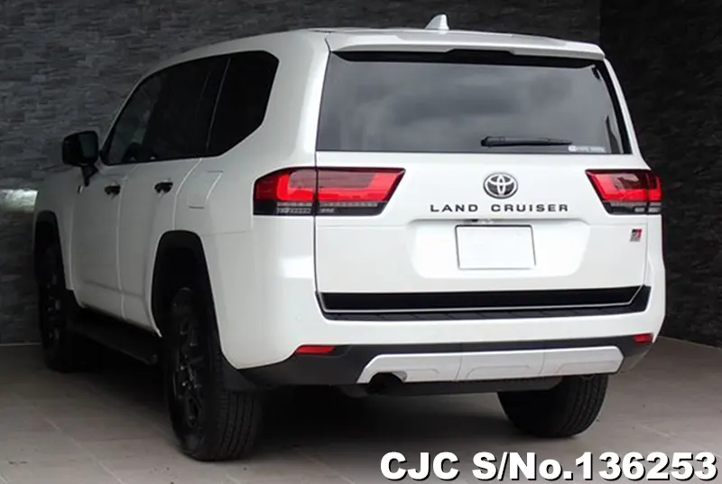 2025 Toyota / Land Cruiser Stock No. 136253