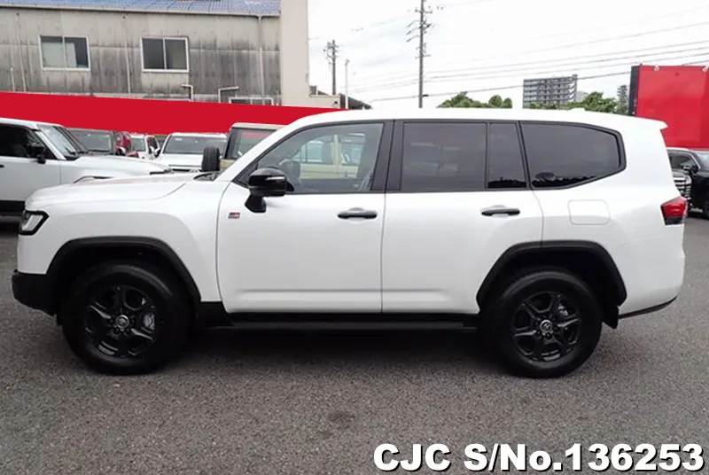 2025 Toyota / Land Cruiser Stock No. 136253