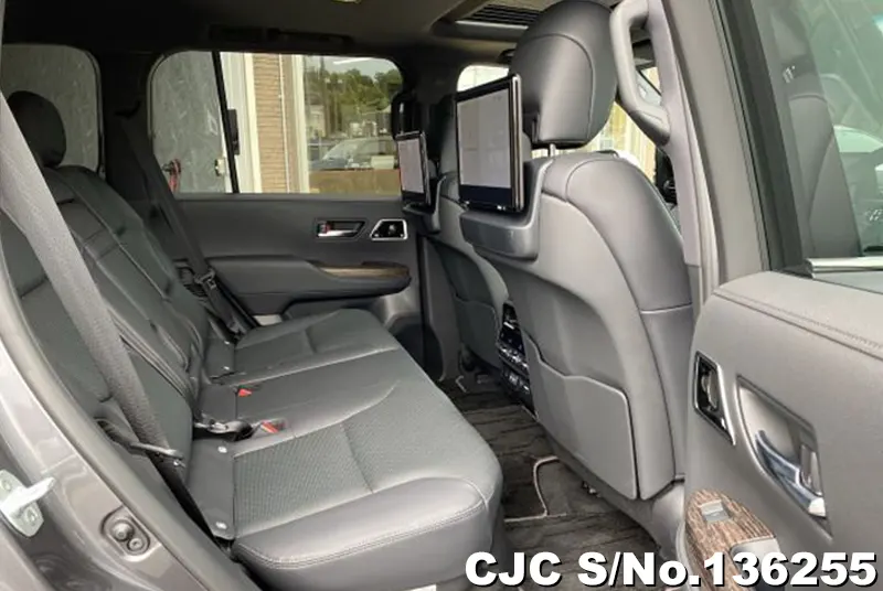 2025 Toyota / Land Cruiser Stock No. 136255
