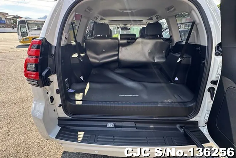2022 Toyota / Land Cruiser Prado Stock No. 136256
