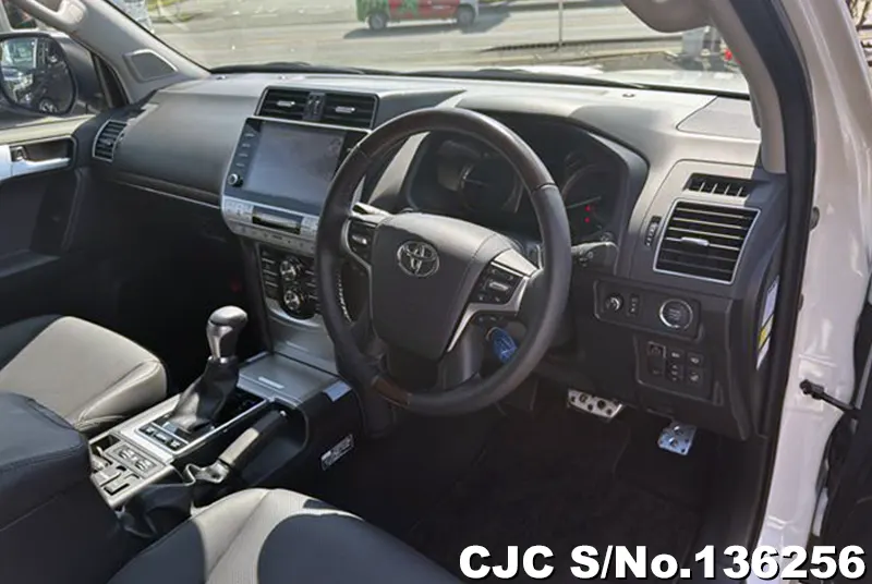2022 Toyota / Land Cruiser Prado Stock No. 136256