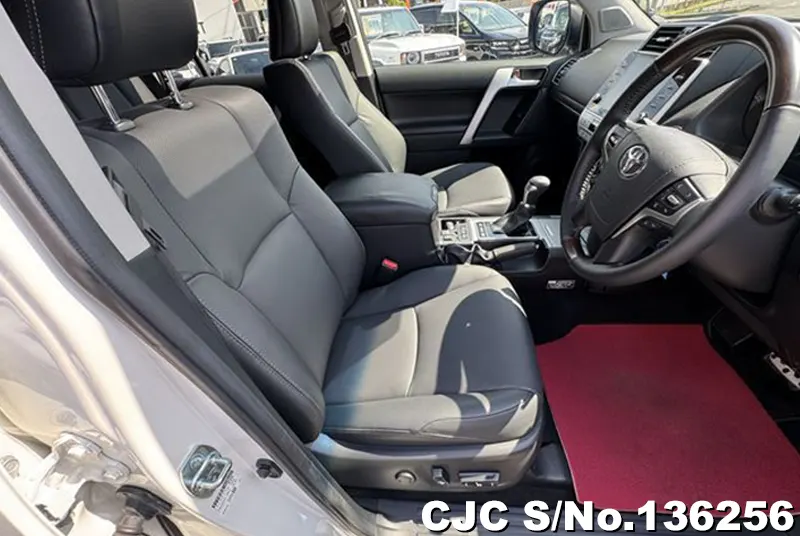 2022 Toyota / Land Cruiser Prado Stock No. 136256