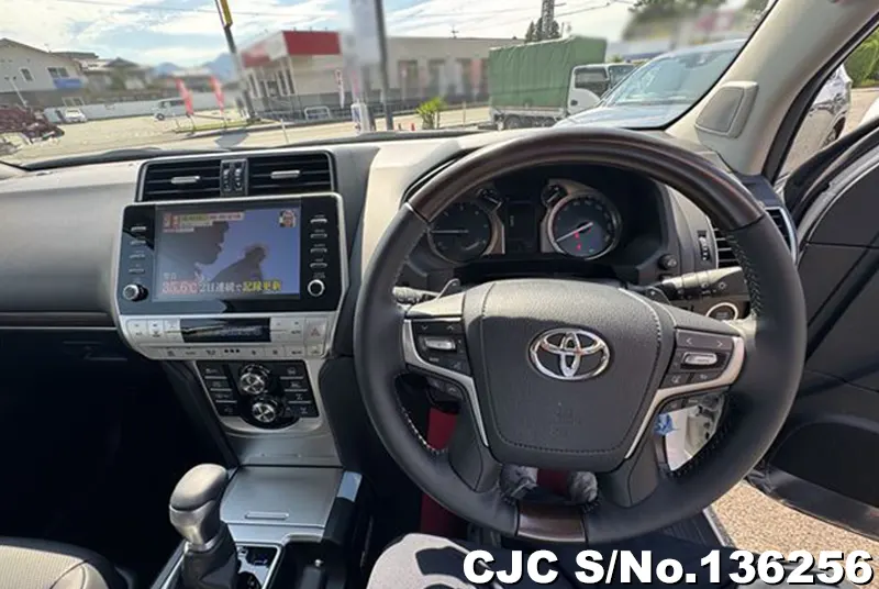 2022 Toyota / Land Cruiser Prado Stock No. 136256
