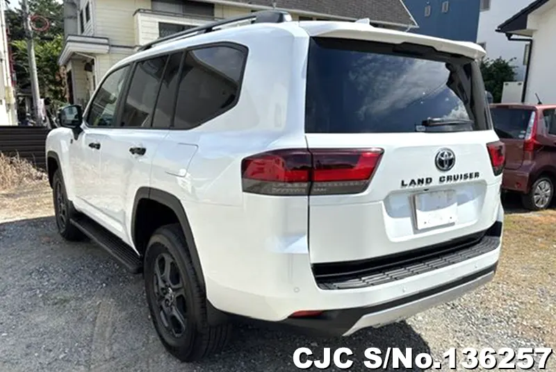 2025 Toyota / Land Cruiser Stock No. 136257